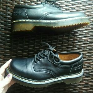 8053 black nappa